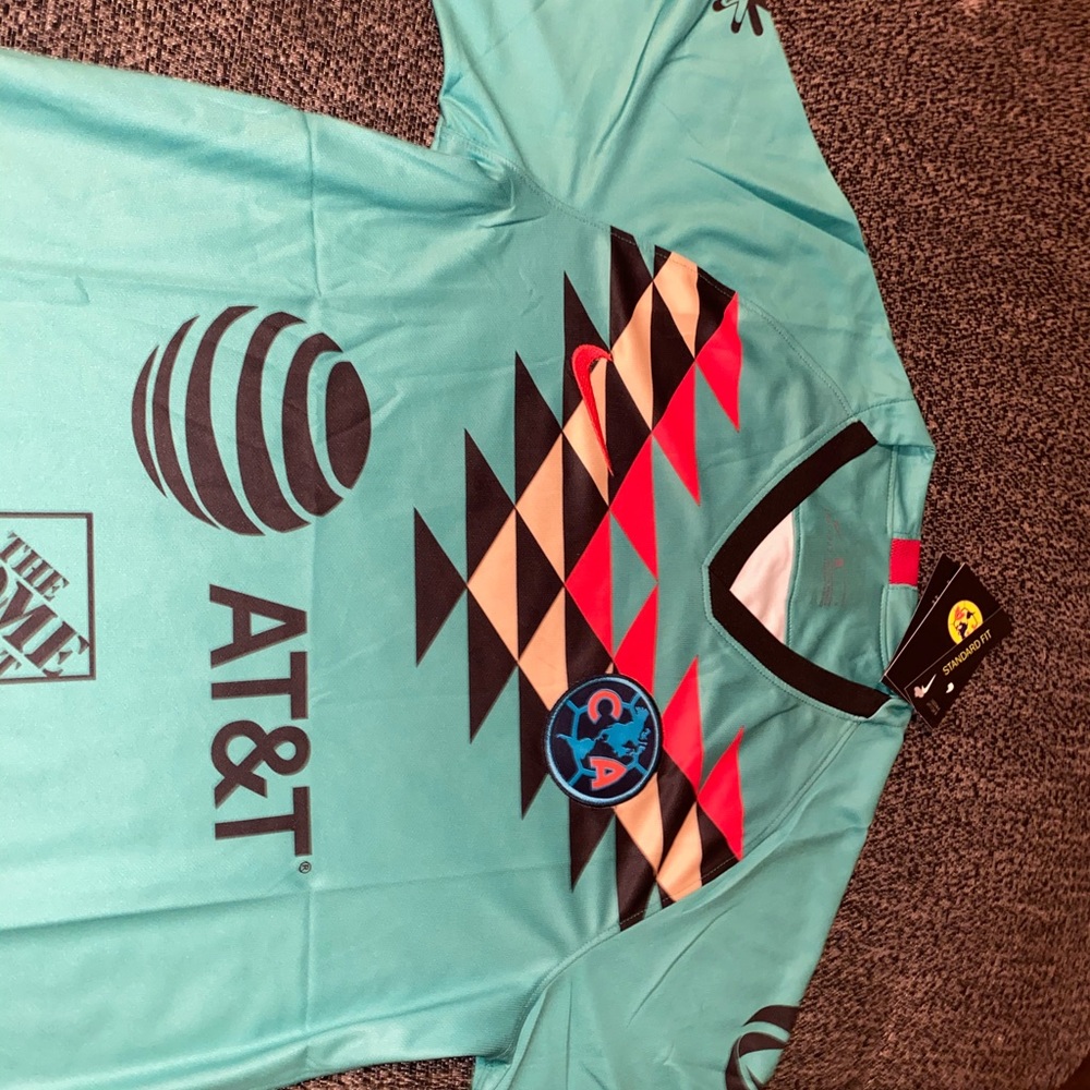 NIKE SOCCER JERSEY - Picture 5 of 5